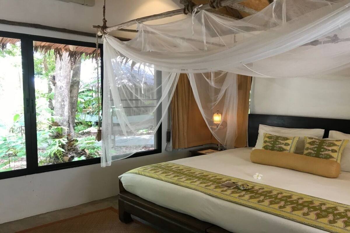 Premium bedding, Select Comfort beds, minibar, in-room safe