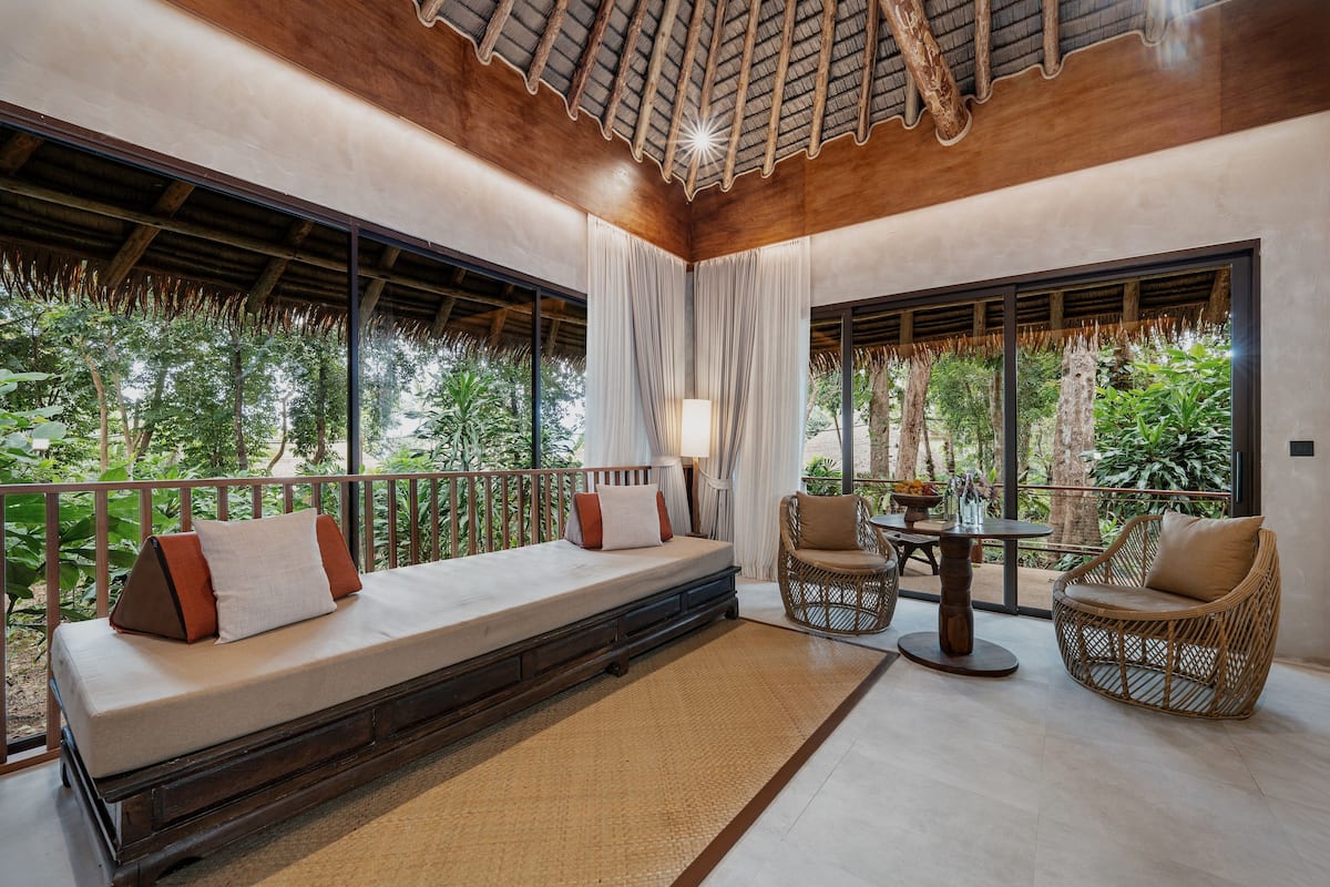 One Bedroom with Bathtub Villa | Premium bedding, Select Comfort beds, minibar, in-room safe