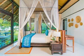 1 Bedroom Beach Front Villa