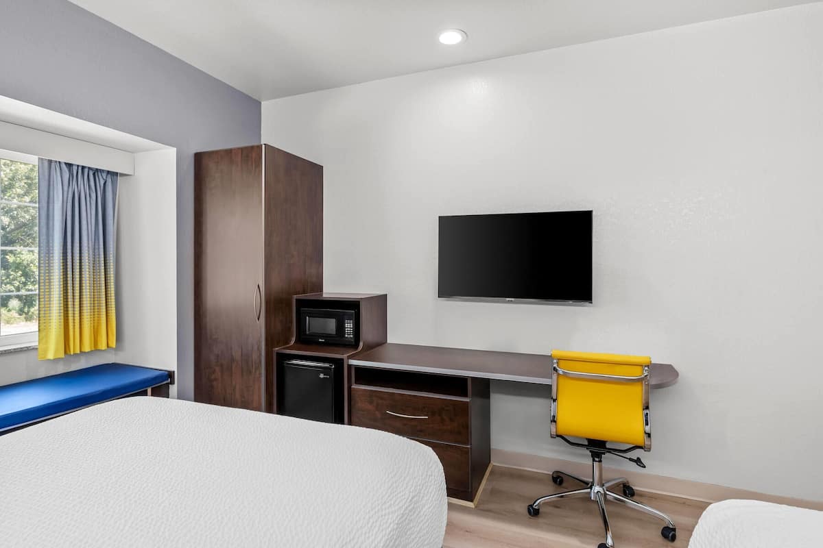 Room, 2 Queen Beds, Non Smoking (Pet Friendly) | In-room safe, desk, iron/ironing board, WiFi (free)