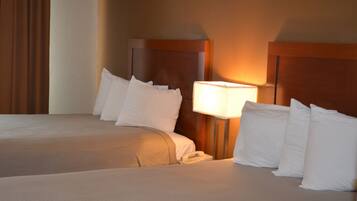 Double Room | 1 bedroom, desk, iron/ironing board, free WiFi