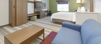 Holiday Inn Express & Suites Denton North by IHG