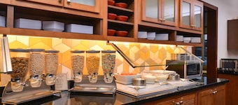 Hyatt Place Garden City