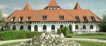 Hortobagy Club Hotel
