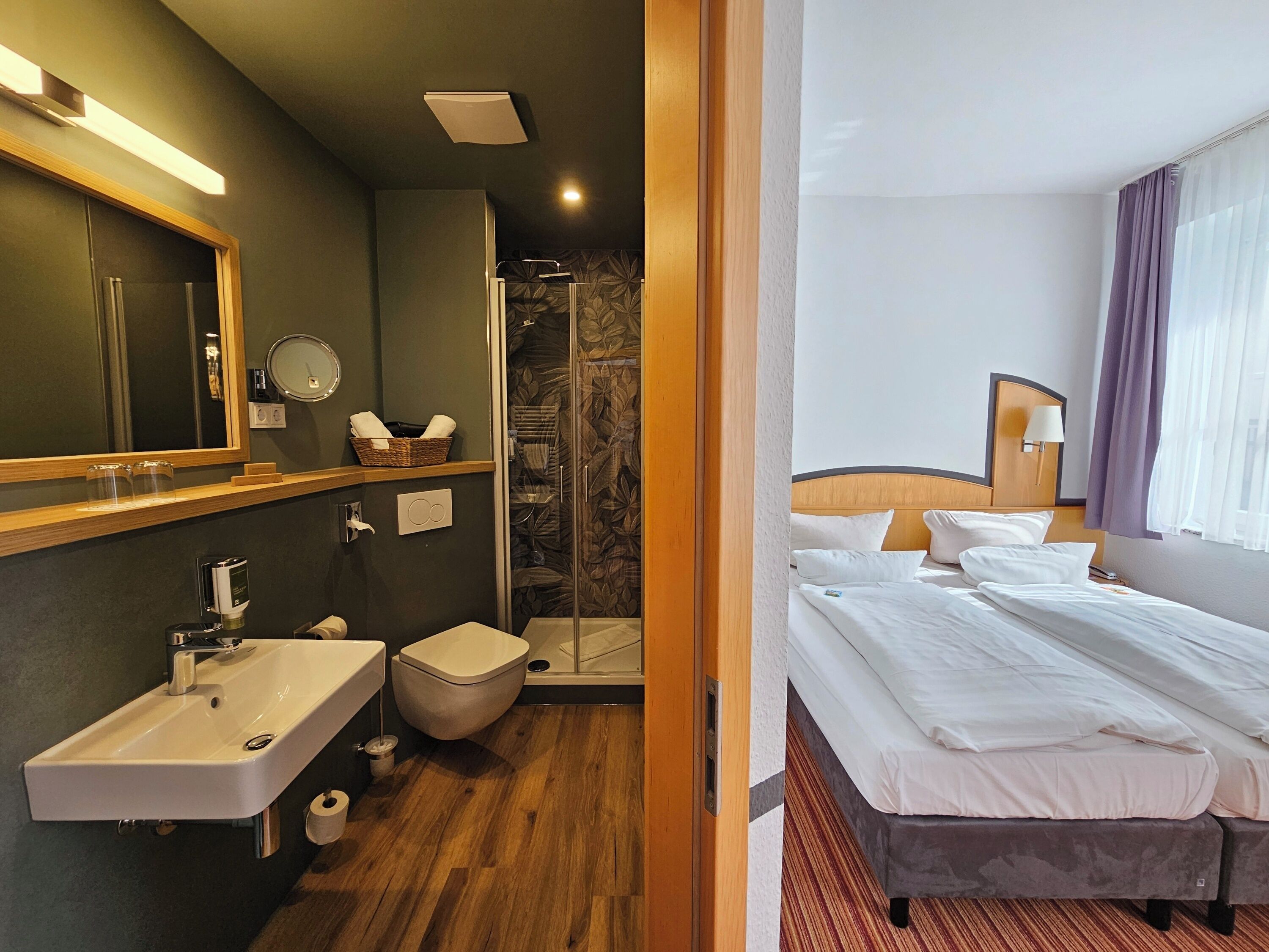 standard double or twin room | 1 bedroom, premium bedding, in-room safe, desk