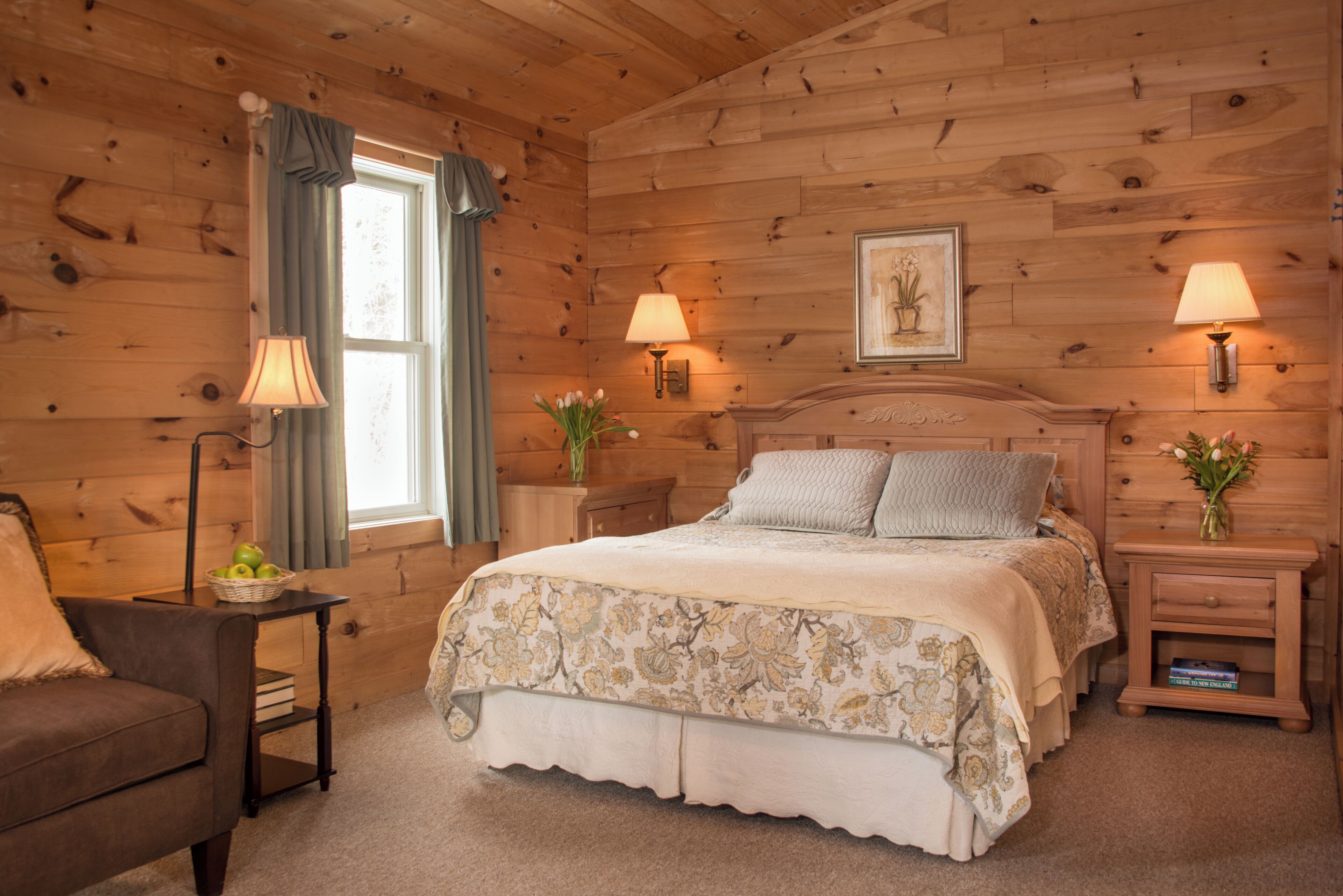 economy cabin, 1 queen bed | down duvets, individually decorated, individually furnished