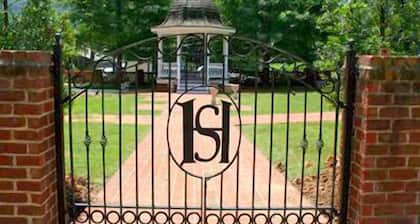 Hale Springs Inn