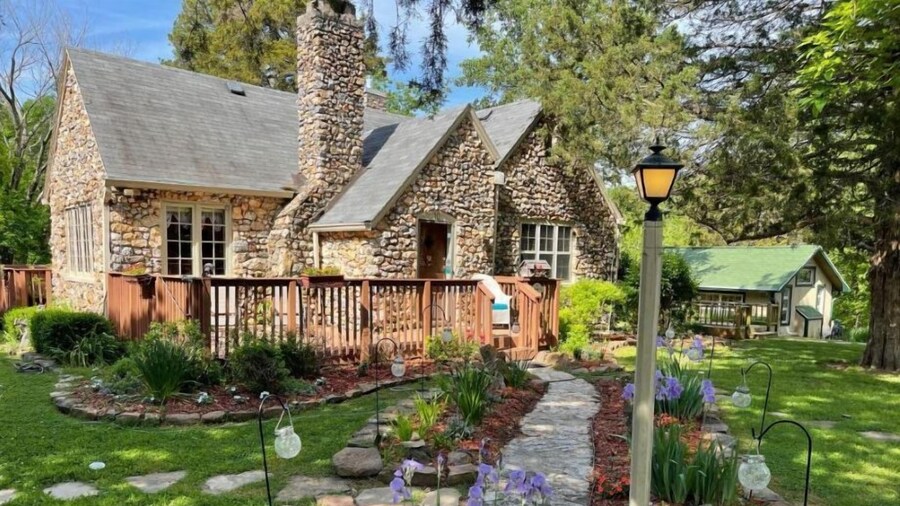 Rock Cottage Gardens B&B