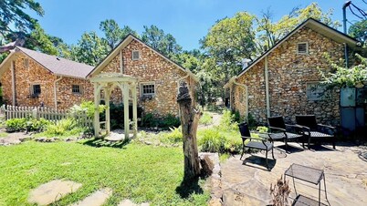 Rock Cottage Gardens B&B