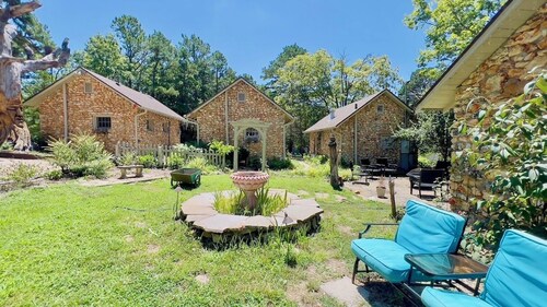 Rock Cottage Gardens B&B