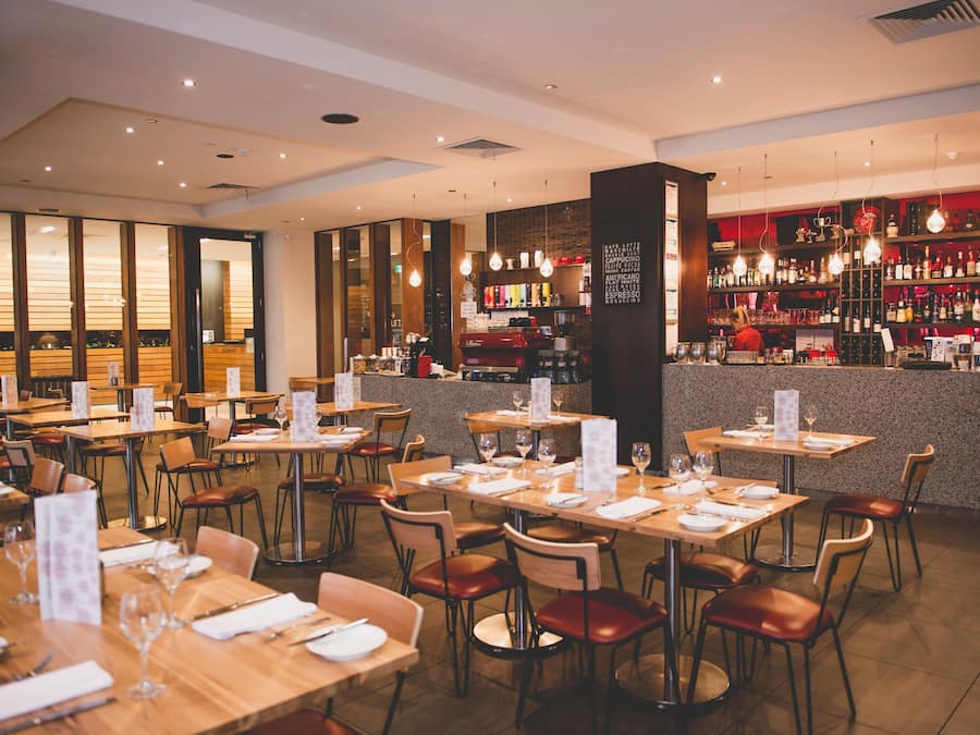 Breakfast, lunch, dinner served; Italian cuisine