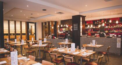 Melbourne Dandenong Central Apartment