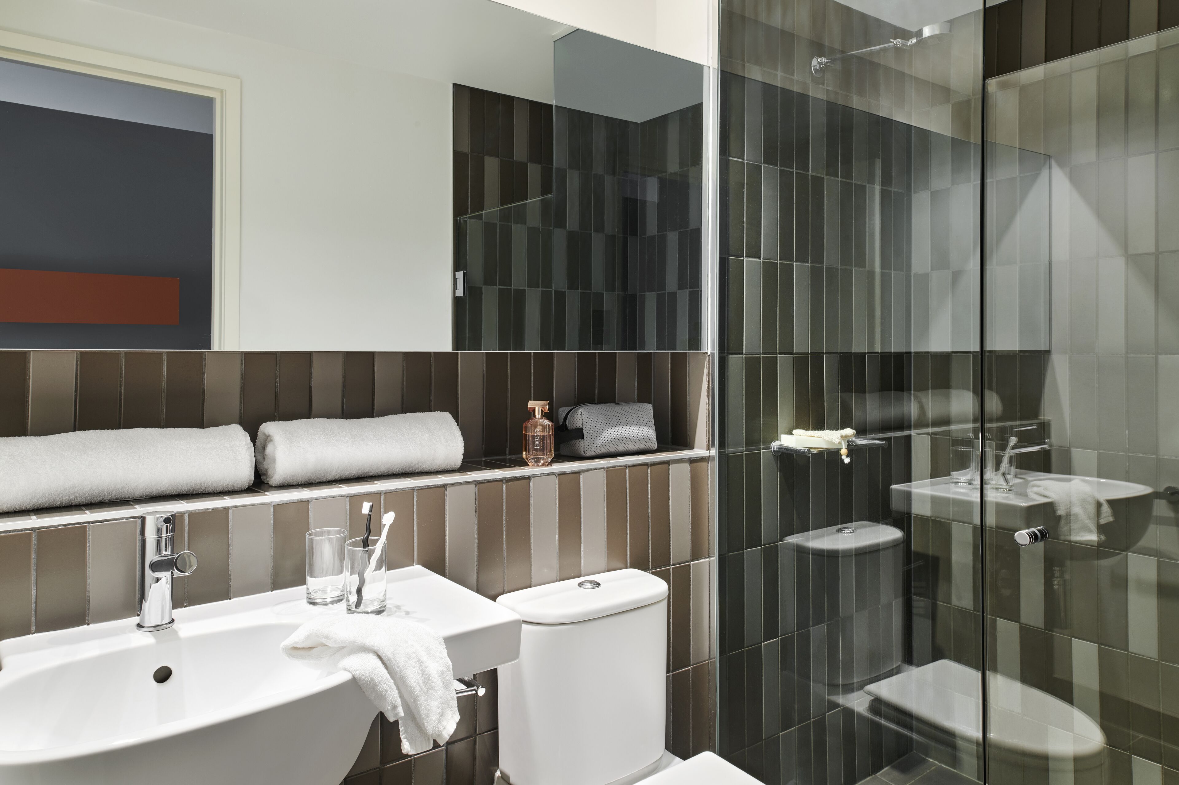 Shower, free toiletries, hair dryer, towels