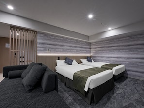 In-room safe, blackout drapes, iron/ironing board, free WiFi - Hotel Villa Fontaine Tokyo - Otemachi (Tokyo)