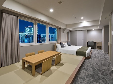 In-room safe, blackout curtains, iron/ironing board, free WiFi. Hotel Villa Fontaine Tokyo - Otemachi