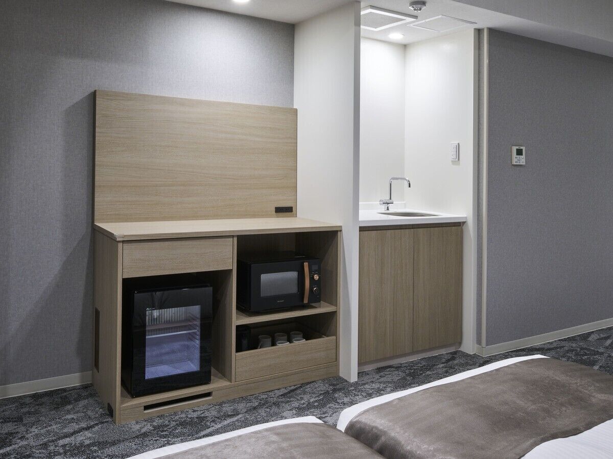 fridge, microwave, electric kettle