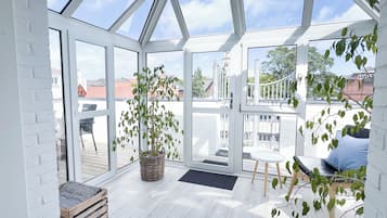 Apartment | Living area | 32-inch LCD TV with cable channels, TV