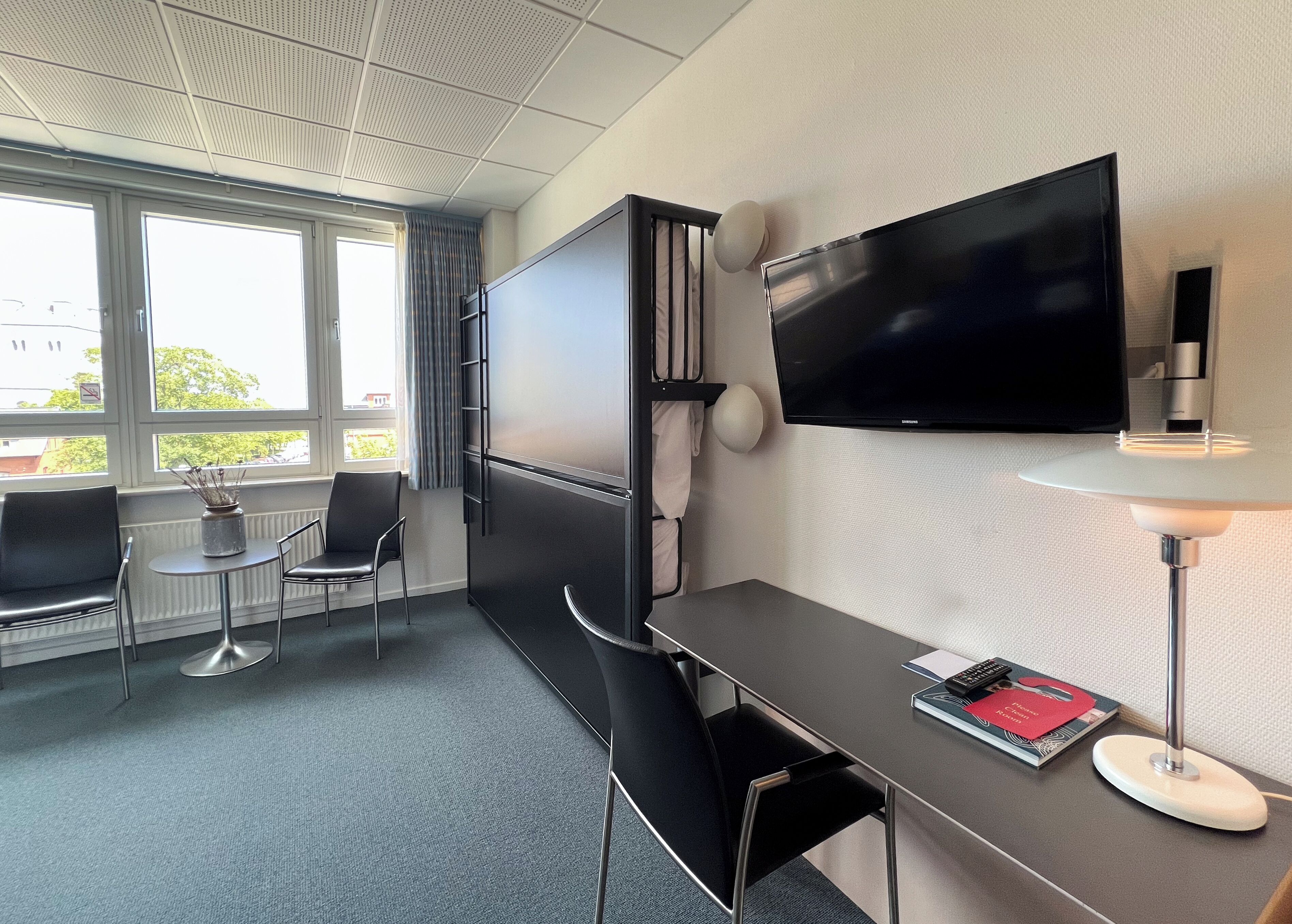 superior room | 2 bedrooms, individually decorated, individually furnished, desk