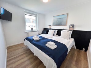 Decoración personalizada, muebles diferentes y escritorio 