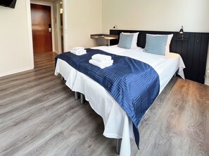 Basic Double Room | Individually decorated, individually furnished, desk, laptop workspace