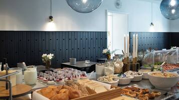 Gratis frukostbuffé varje dag