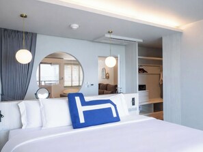 ห้องแฟมิลี่สวีท | เครื่องนอนระดับพรีเมียม, เตียง Select Comfort, ตู้นิรภัยในห้องพัก