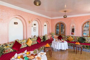 Free daily local cuisine breakfast 