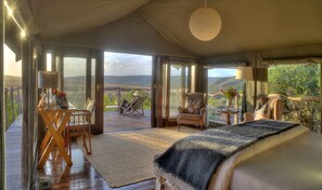 Barraca clássica (Safari) | Camas Select Comfort, frigobar, cofres nos quartos