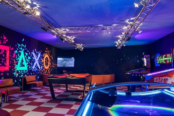 Spielezimmer