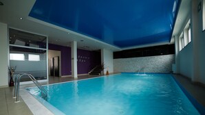 Piscine couverte