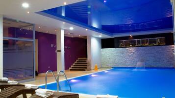 Piscine couverte