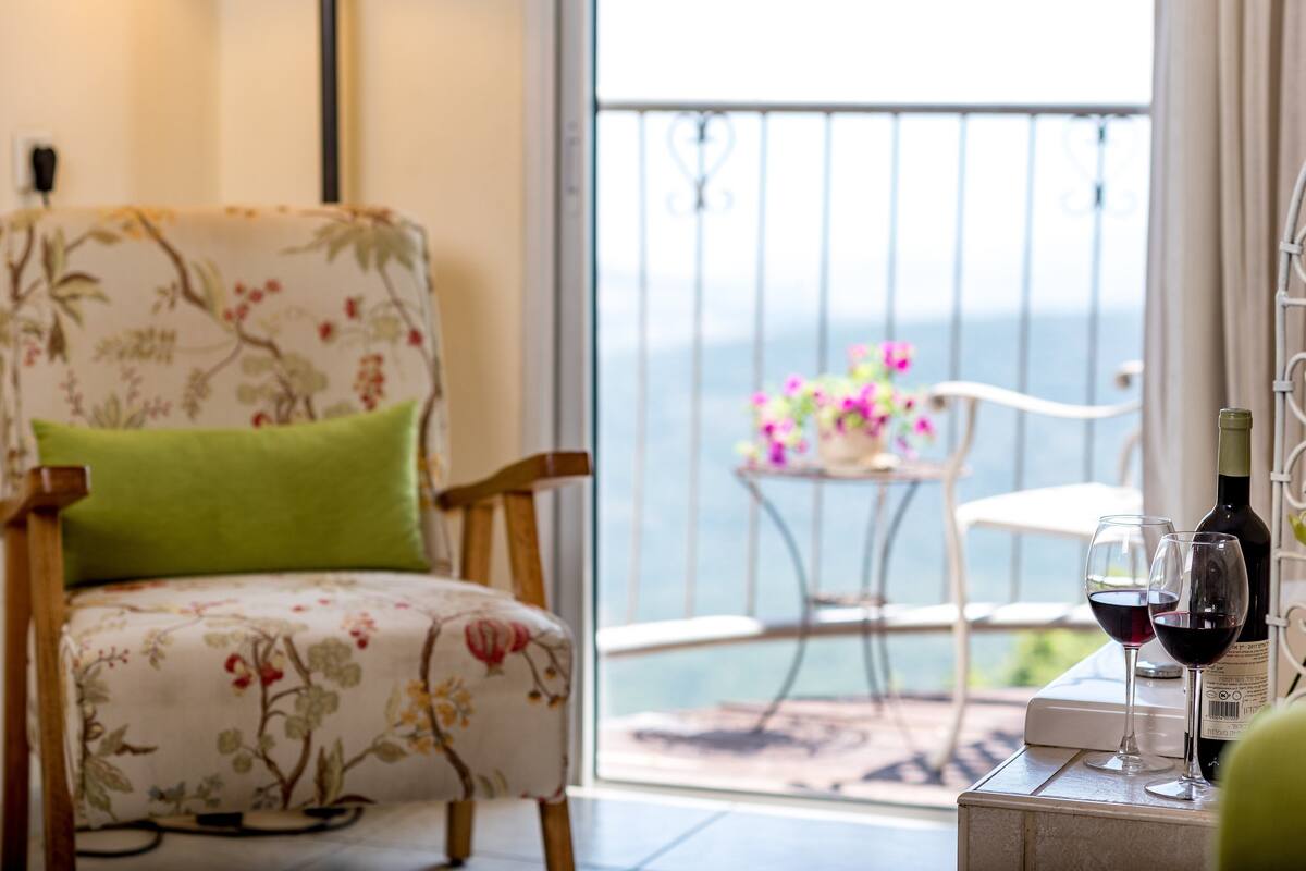 Suite with Sea of Galilee view and private balcony | Parveke