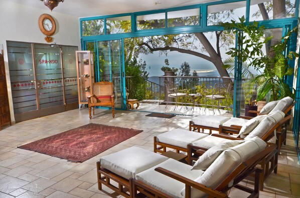 Interior entrance - Amirey Hagalil Boutique Hotel (Merom HaGalil)