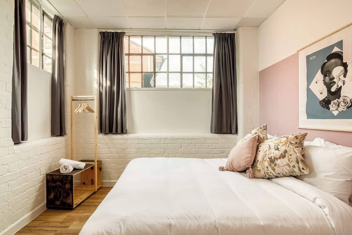 1 habitación, ropa de cama de alta calidad y cortinas blackout