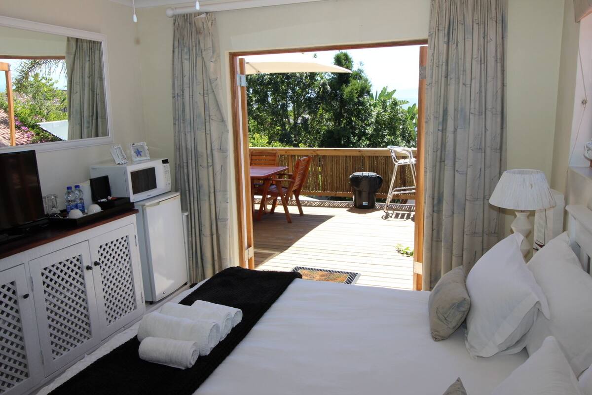 Standard Room | Premium bedding, blackout drapes, soundproofing