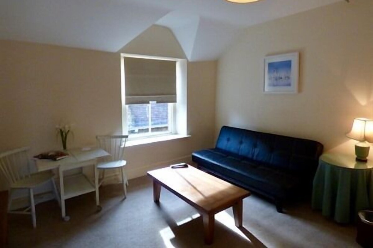 Appartement, salle de bains attenante