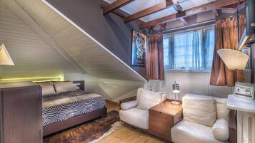 Habitación Doble Agaterada | Donzen dekbedden, een kluis op de kamer, individueel gedecoreerd