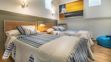 Tripla familiare, vista mare | Biancheria da letto di alta qualità, copriletto in piuma