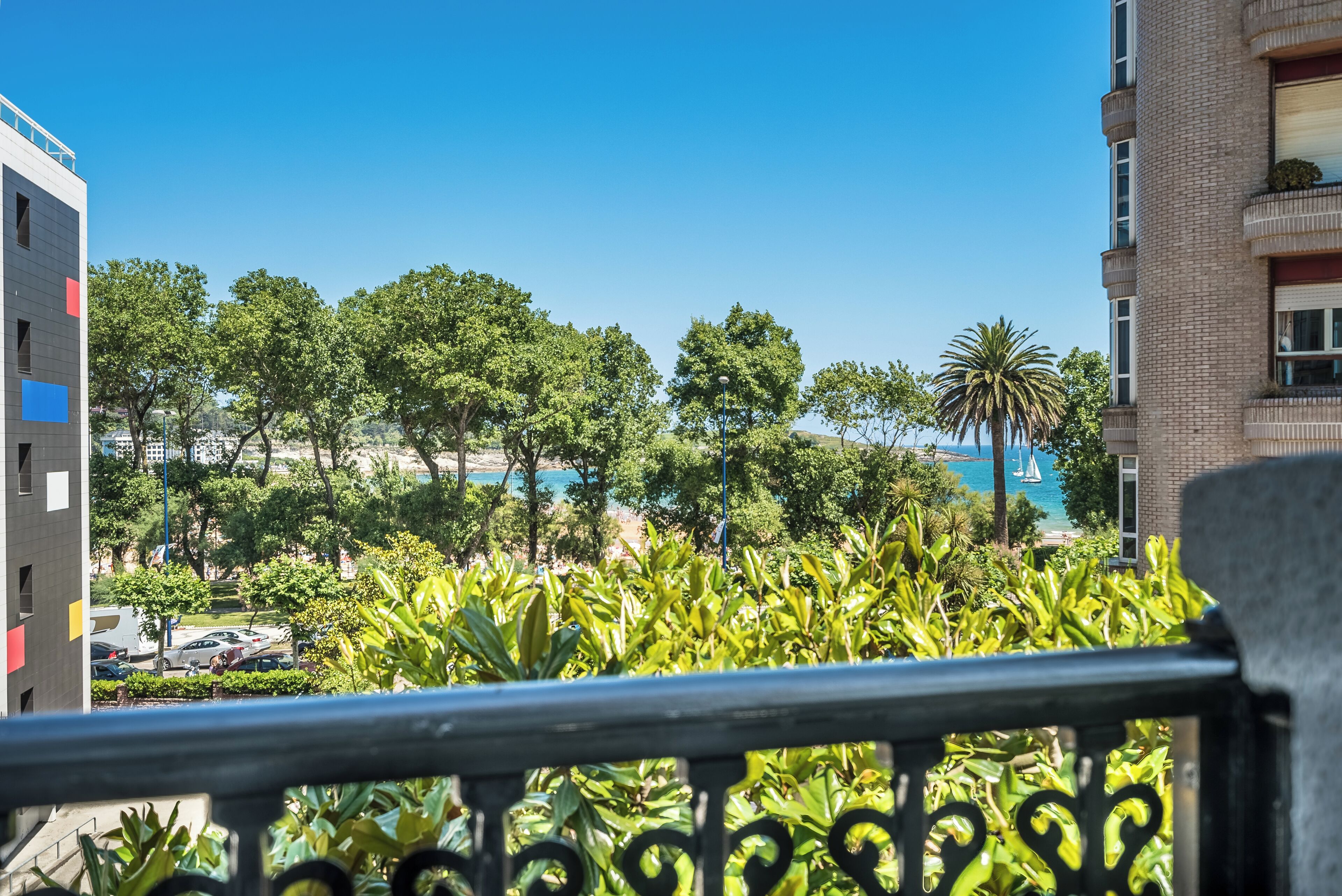 Habitación Doble con Balcón | Premium bedding, down duvets, memory-foam beds, in-room safe