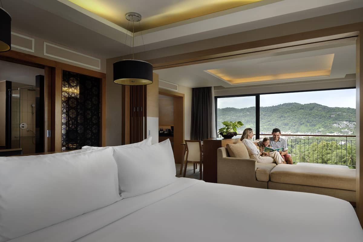 Family Suite, 1 King Bed, Balcony, Sea View | 1 bedroom, hypo-allergenic bedding, down comforters, memory foam beds