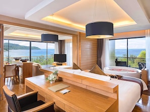 Family Suite, 1 King Bed, Balcony, Sea View | 1 bedroom, hypo-allergenic bedding, down comforters, memory foam beds