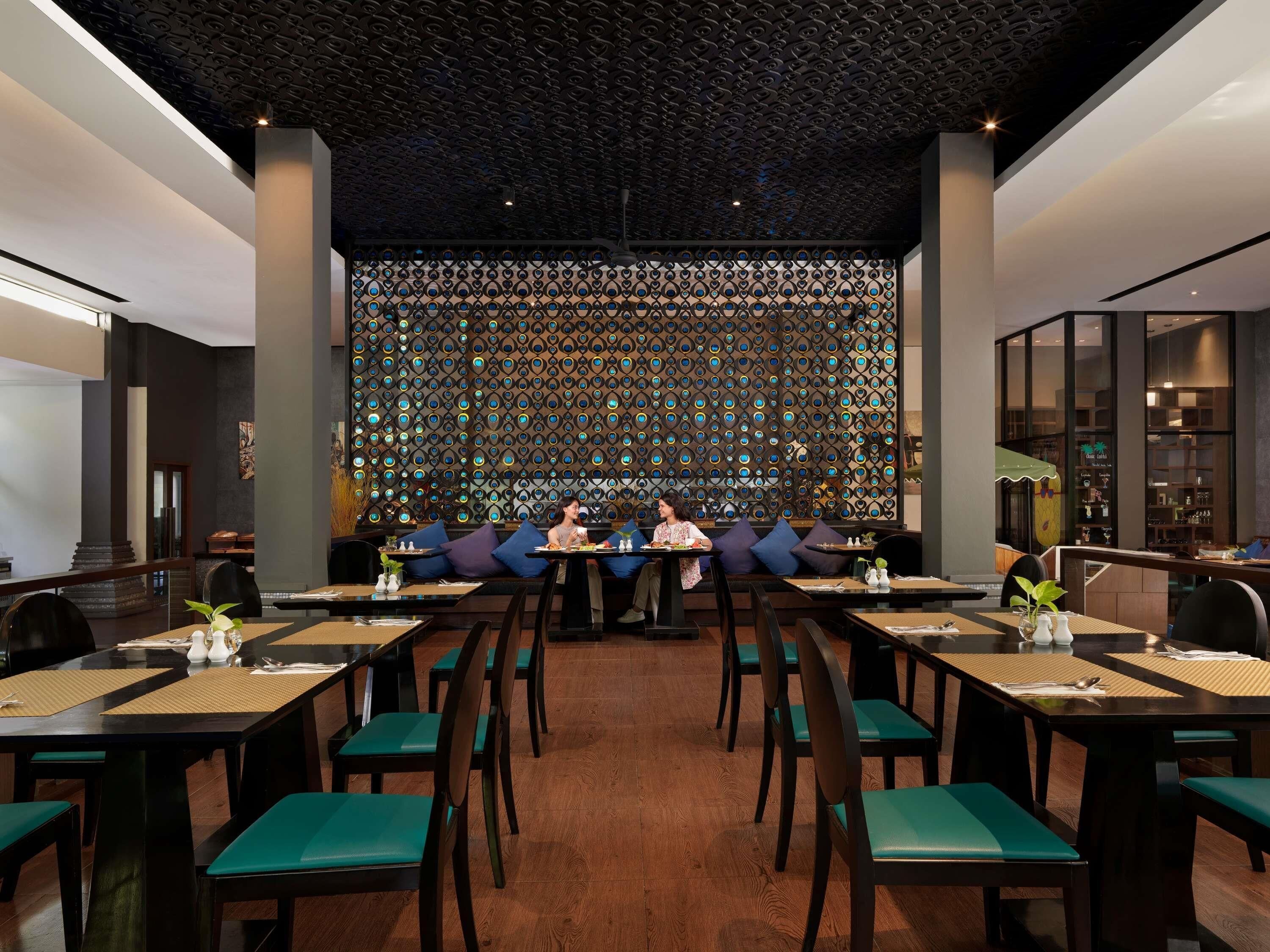 朝食 (ビュッフェ)、毎日提供 (1 名様 412 THB)