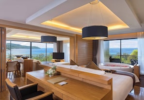 Suite familiar, 1 cama King size, balcón, vista al mar | Vista desde la habitación