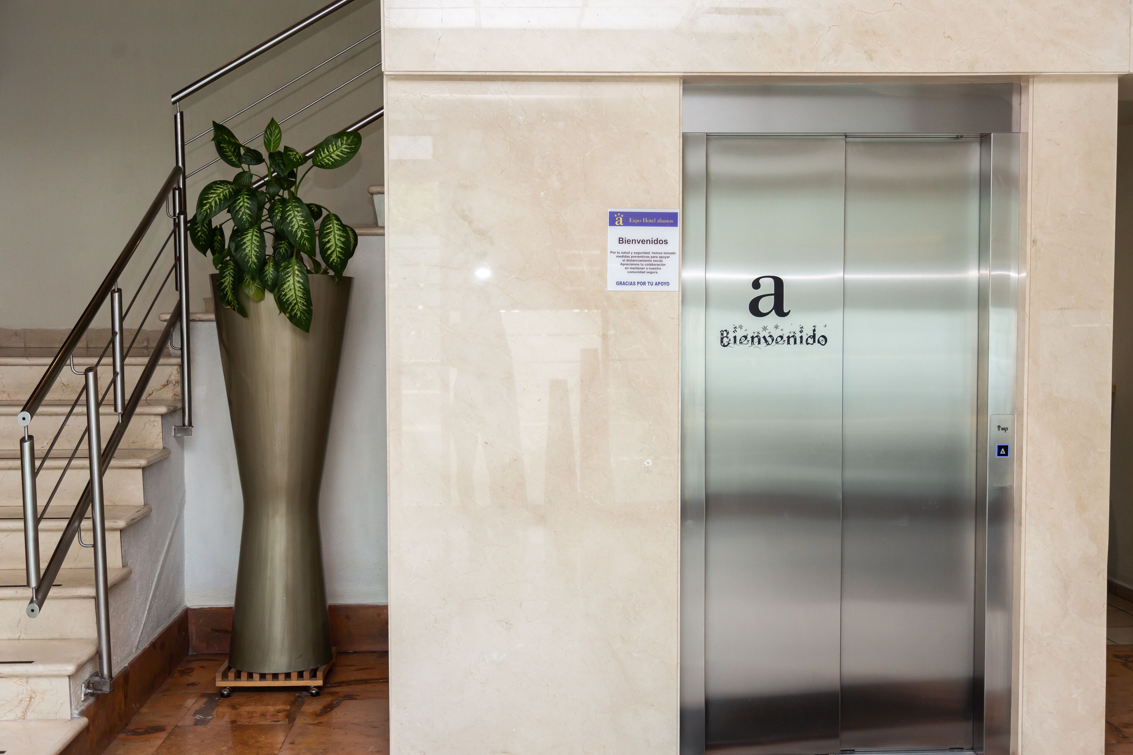 Photo - Hotel Expo Abastos