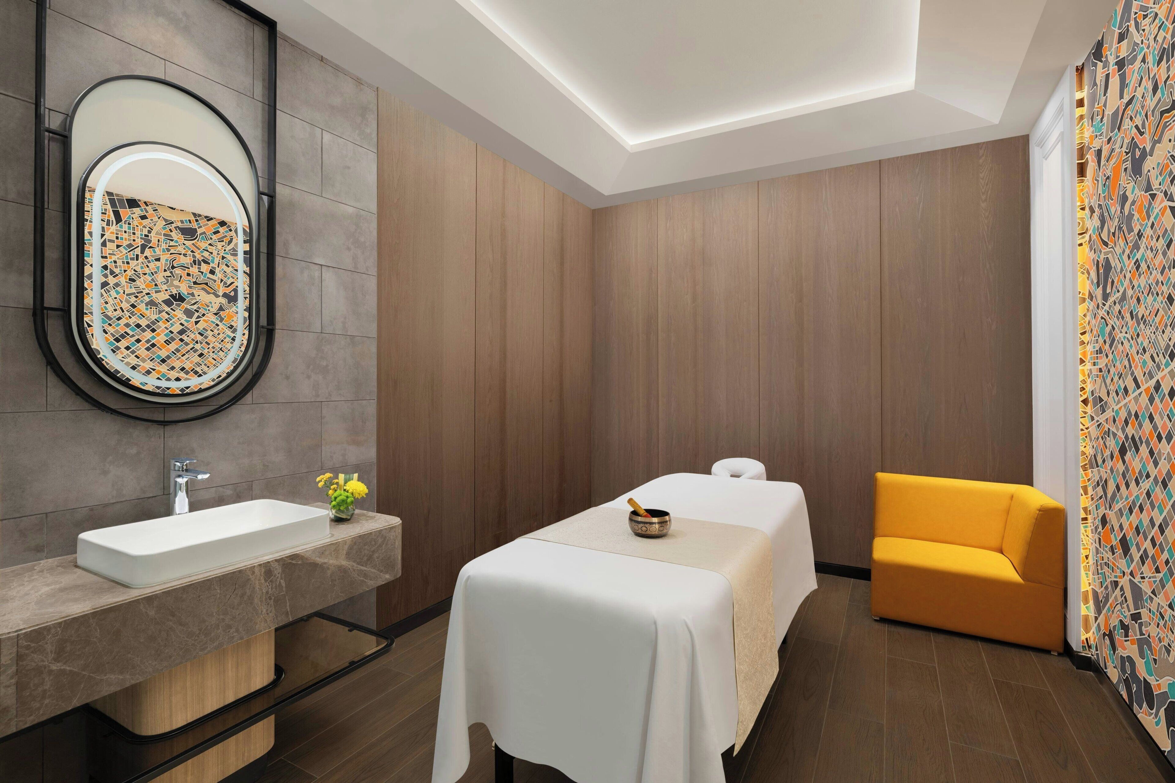 couples treatment room(s), deep-tissue massages, swedish massages