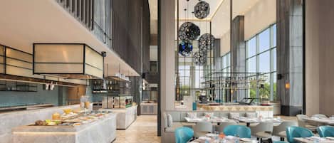 4 restaurants, spécialités Cuisine internationale