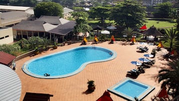 2 outdoor pools, pool umbrellas, sun loungers