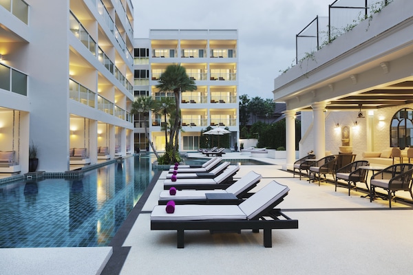 Sun deck