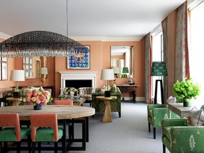 Internet - Crosby Street (New York)