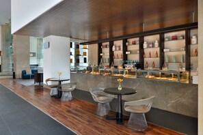3 restaurants; breakfast, lunch, dinner, and brunch served - The Westin Hyderabad Mindspace (Hyderabad)